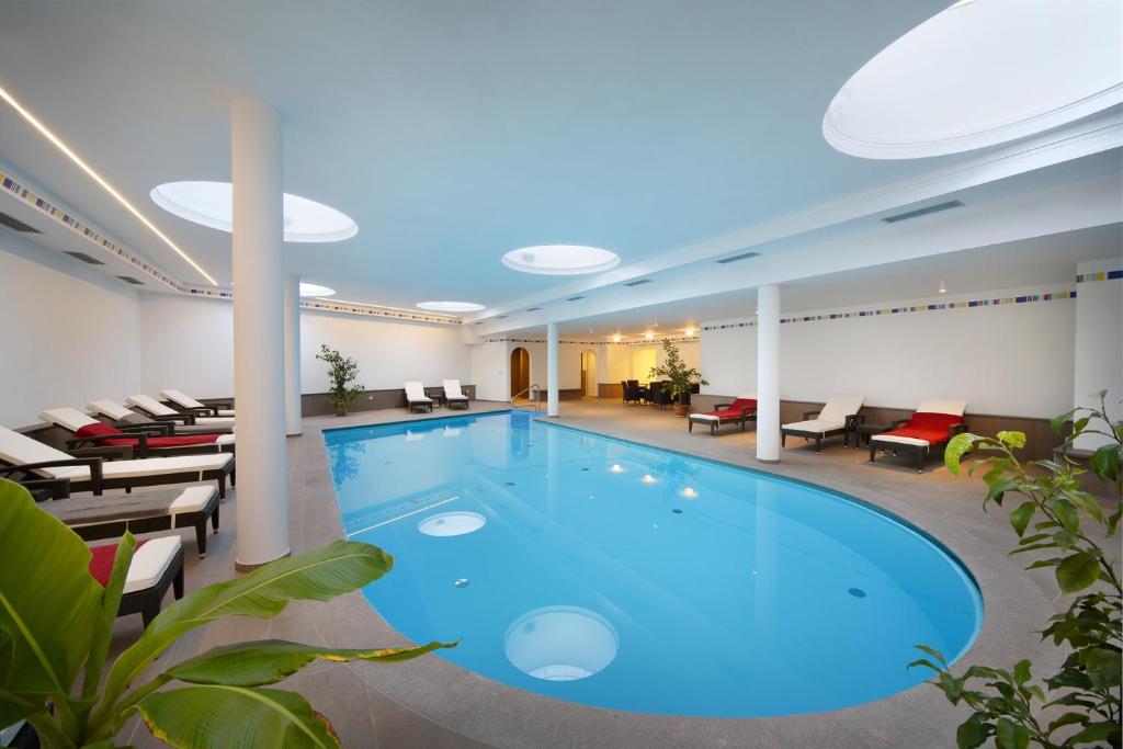 Hallenbad